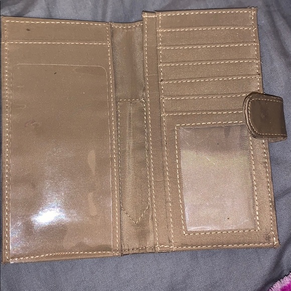 Wallet - Picture 2 of 3